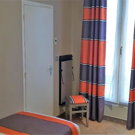 Hotel Beaugrenelle St-charles Tour Eiffel 3*