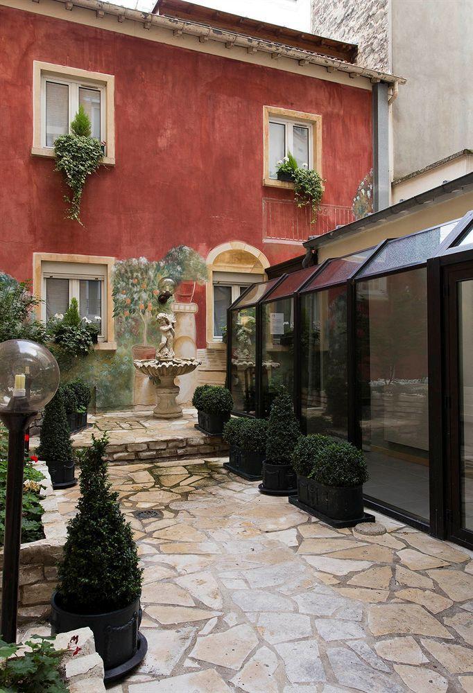 Beaugrenelle St-charles Tour Eiffel Parigi